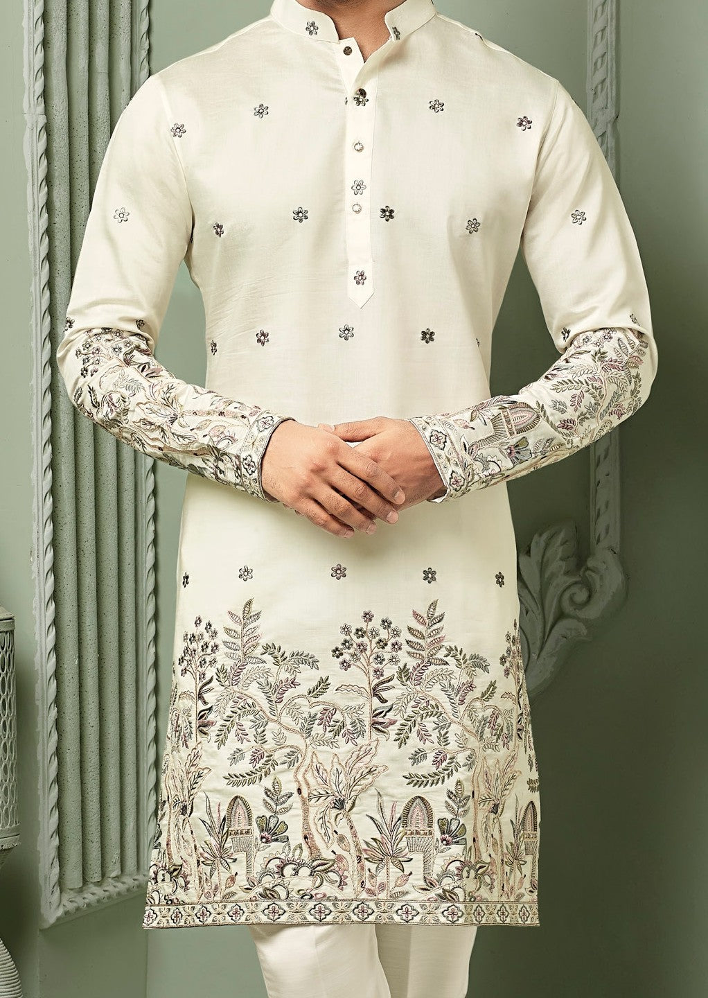 Off white silk Kurta set with threaded embroidery work